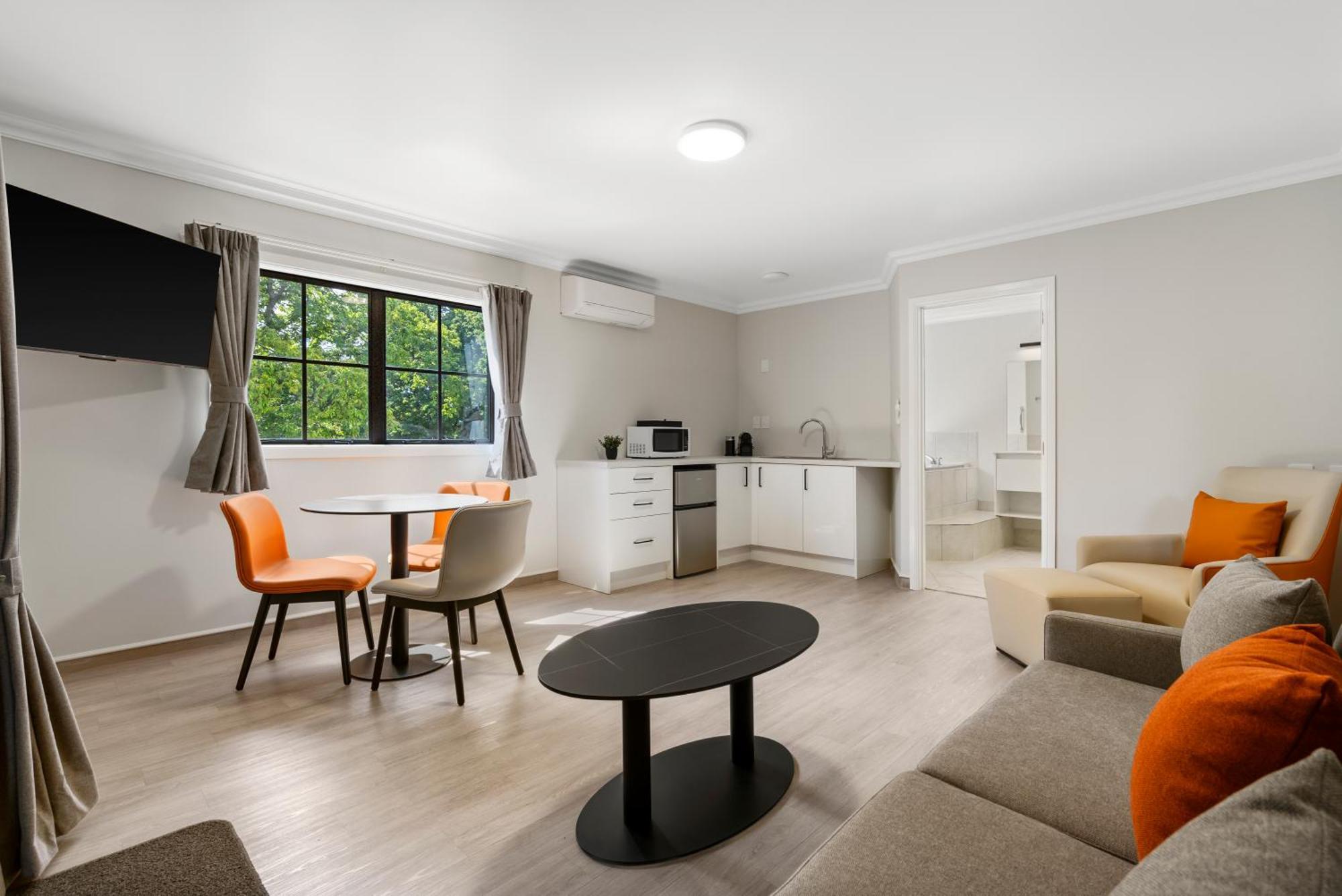 Stay 284 Rotorua - Refurbished Modern Accommodation מראה חיצוני תמונה