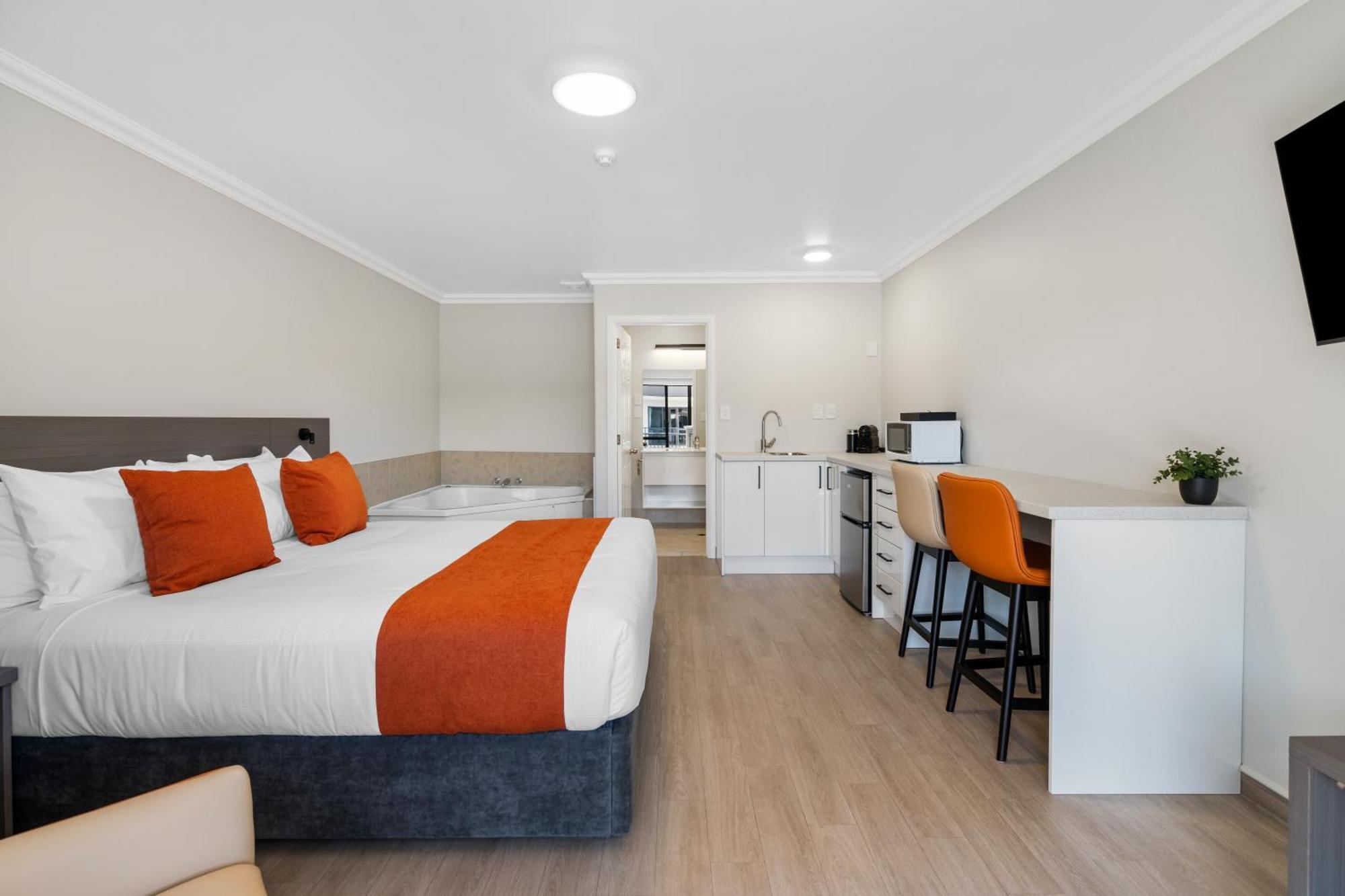 Stay 284 Rotorua - Refurbished Modern Accommodation מראה חיצוני תמונה