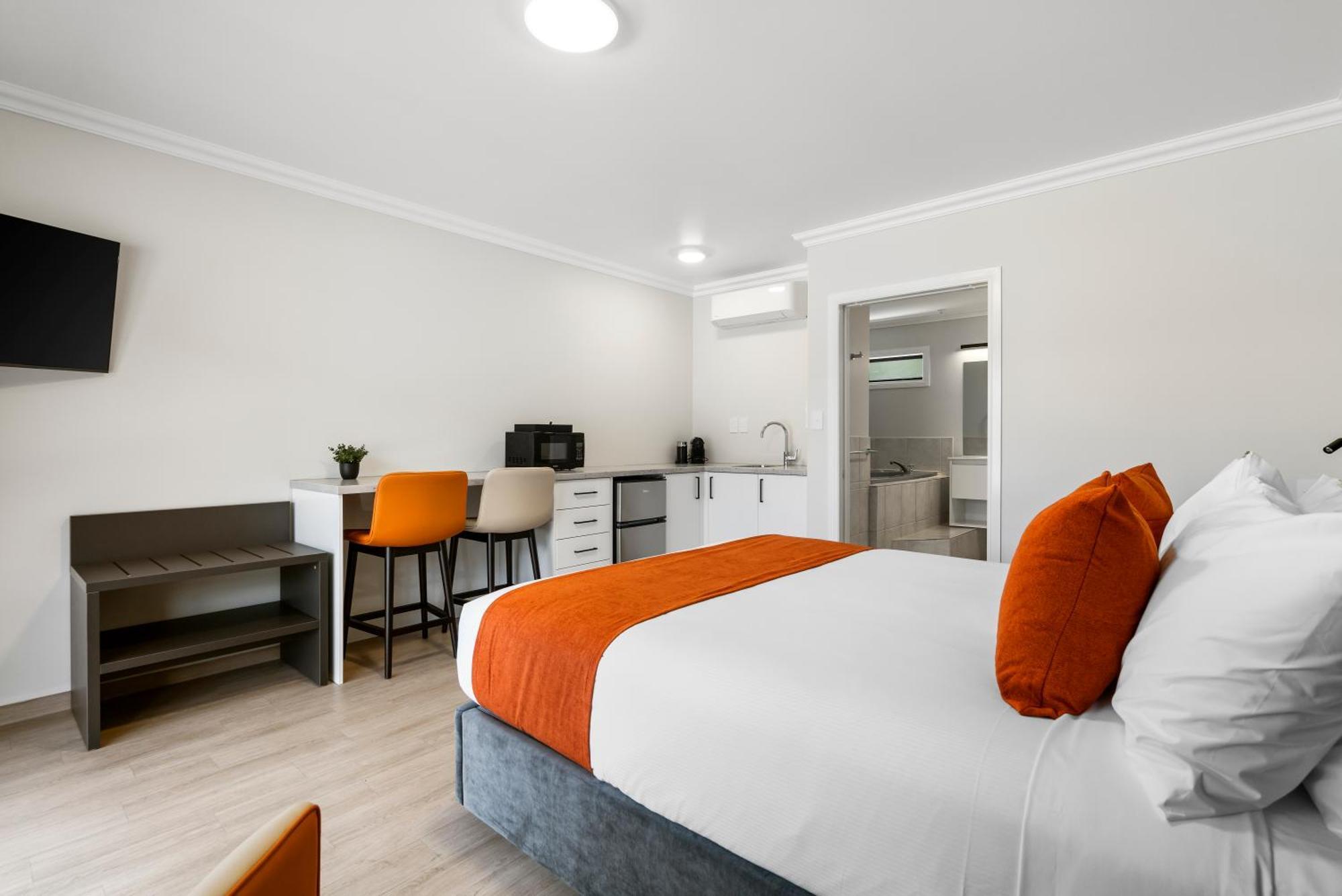 Stay 284 Rotorua - Refurbished Modern Accommodation מראה חיצוני תמונה
