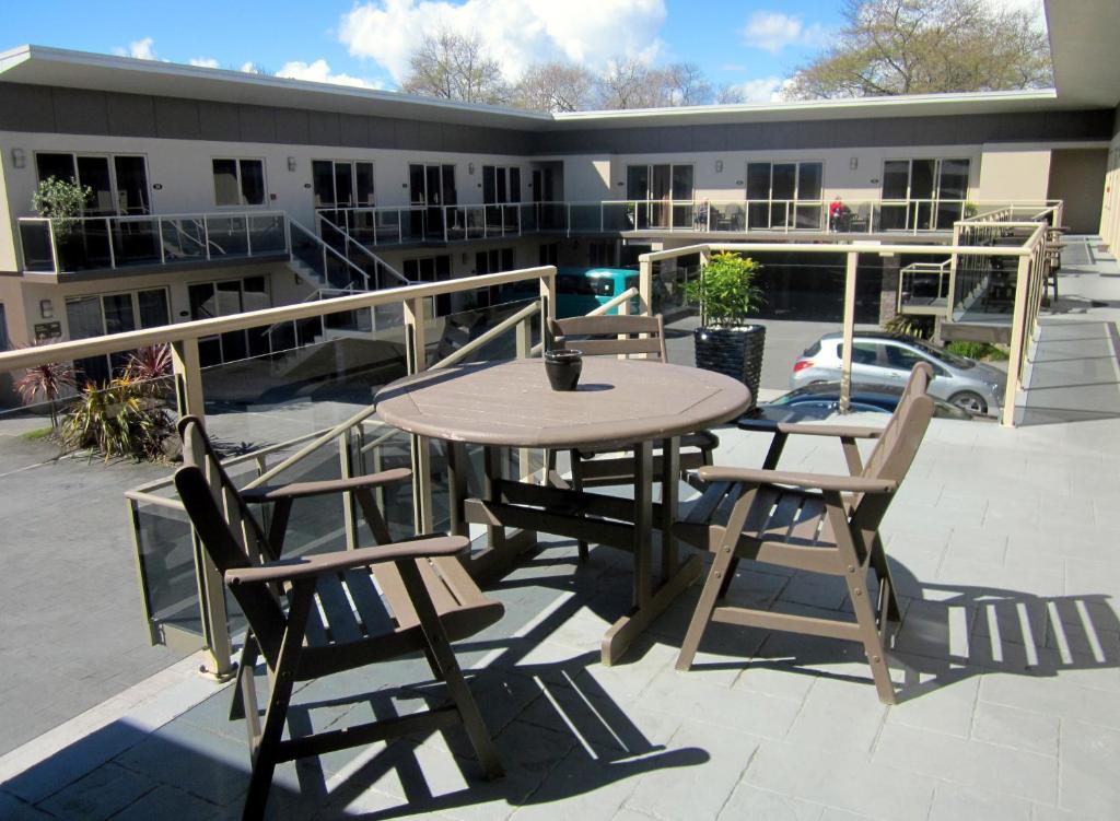 Stay 284 Rotorua - Refurbished Modern Accommodation מראה חיצוני תמונה