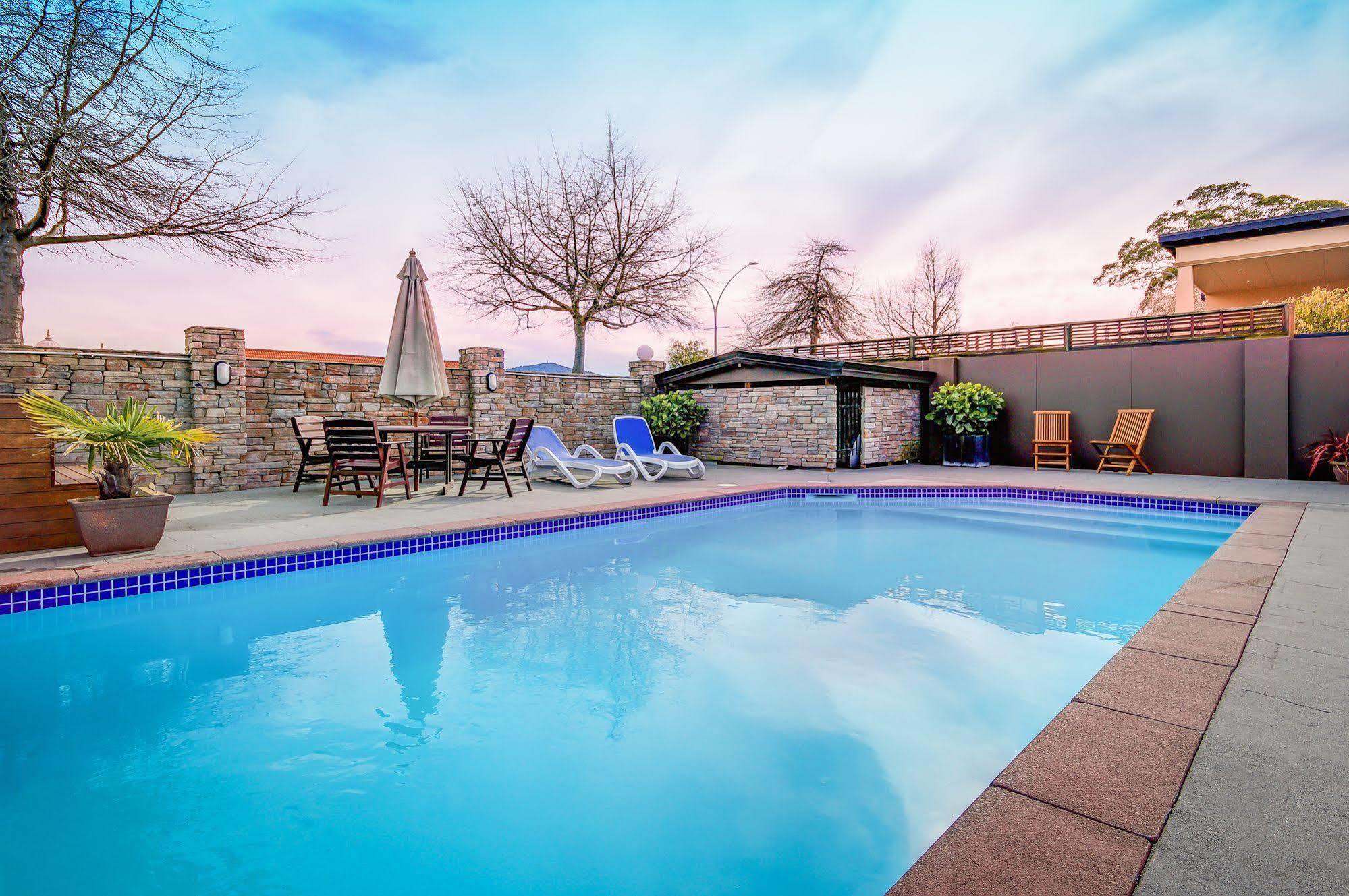 Stay 284 Rotorua - Refurbished Modern Accommodation מראה חיצוני תמונה