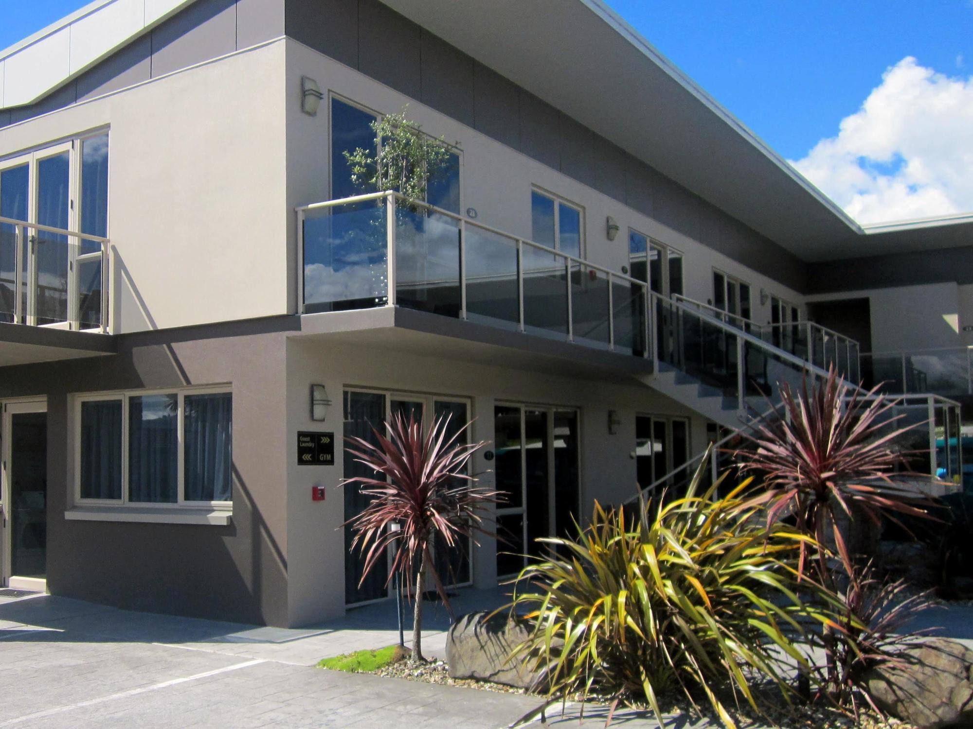 Stay 284 Rotorua - Refurbished Modern Accommodation מראה חיצוני תמונה